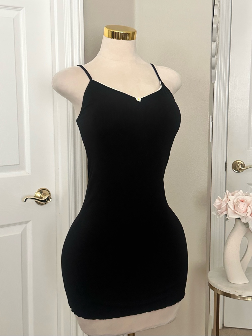 Forever 21 Black Bodycon Mini Cami Dress - White Ruffle Trim & Daisy Detail Sz M